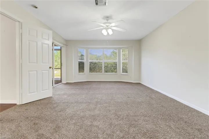 2915  47th NE AVE, Naples, FL 34120