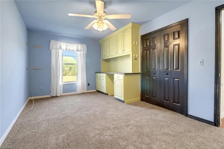 2915  47th NE AVE, Naples, FL 34120