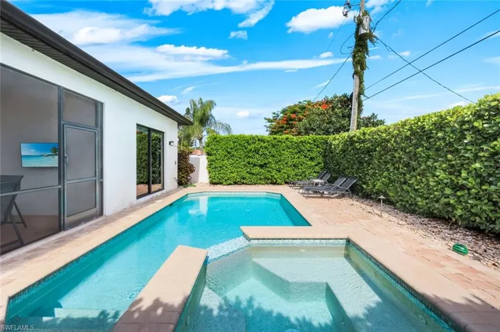 Large Pool with Built in Spa and Paver Deck