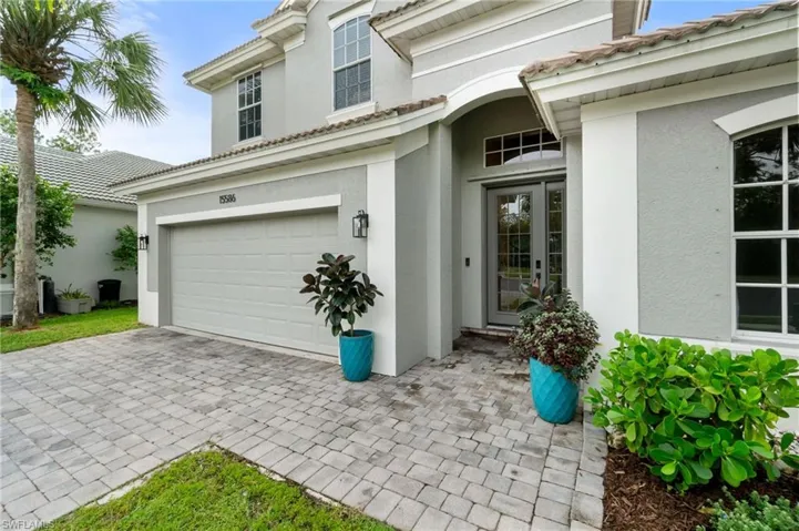 15586 Vallecas Ln, Naples Fl 34110
