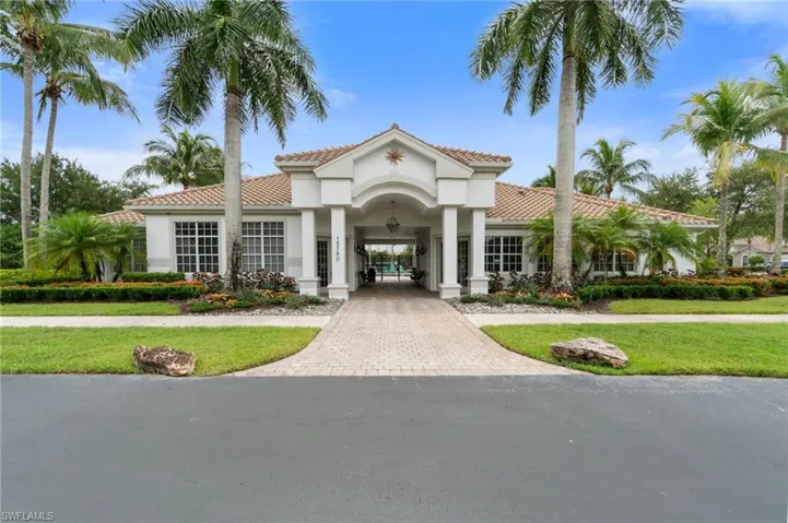 15586 Vallecas Ln, Naples Fl 34110