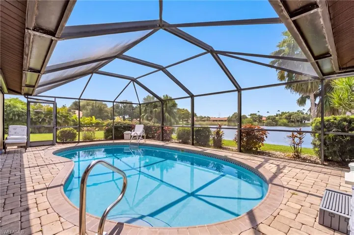 17161 Waters Edge Cir, North Fort Myers, Florida 33917