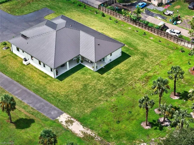499 Golden Gate Blvd E, Naples, Florida 34120
