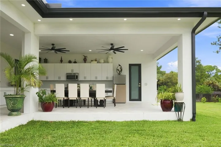 499 Golden Gate Blvd E, Naples, Florida 34120