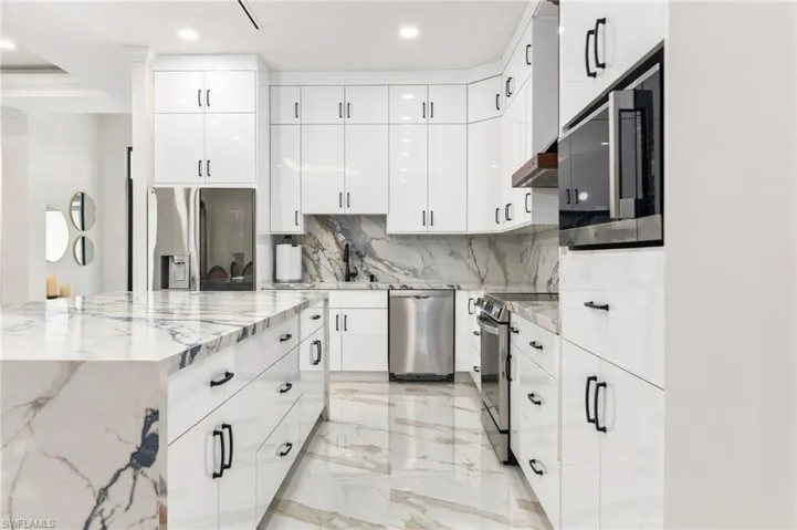 499 Golden Gate Blvd E, Naples, Florida 34120