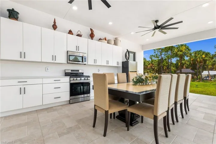 Outdoor kitchen
