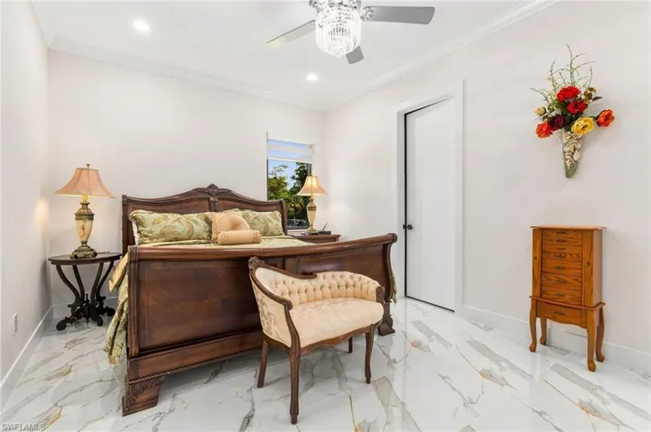 499 Golden Gate Blvd E, Naples, Florida 34120