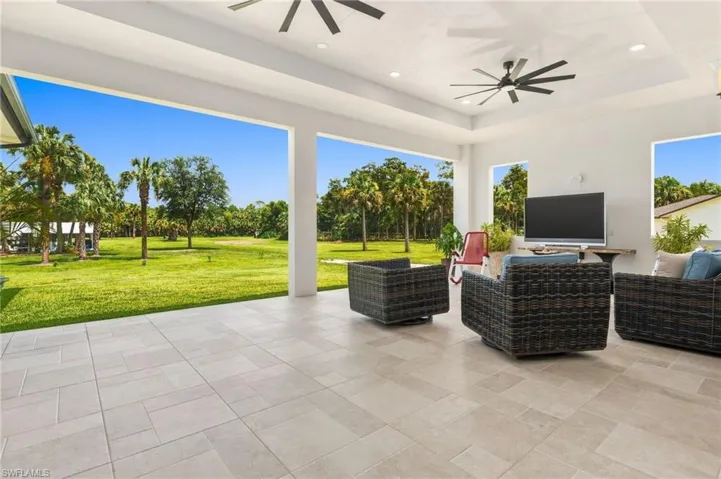 499 Golden Gate Blvd E, Naples, Florida 34120
