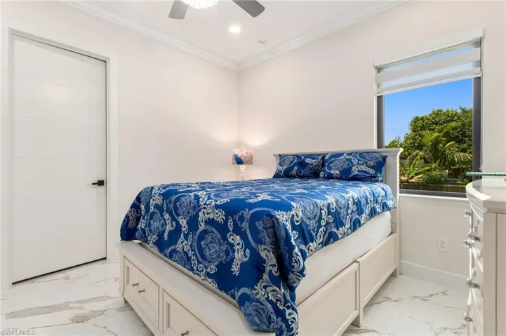 499 Golden Gate Blvd E, Naples, Florida 34120