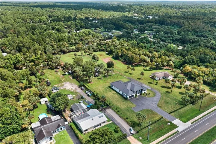 499 Golden Gate Blvd E, Naples, Florida 34120