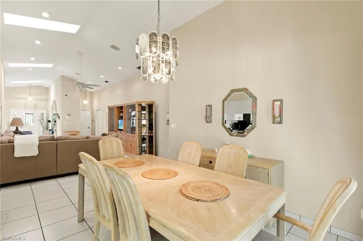 526 100th Ave N, Naples, Florida 34108