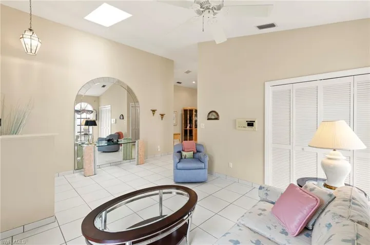 526 100th Ave N, Naples, Florida 34108