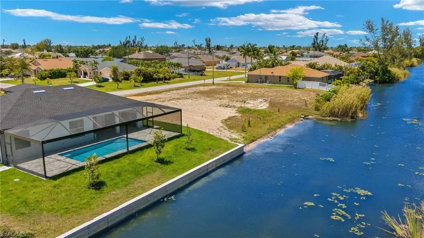 241 SW 26th  TER, Cape Coral, FL 33914