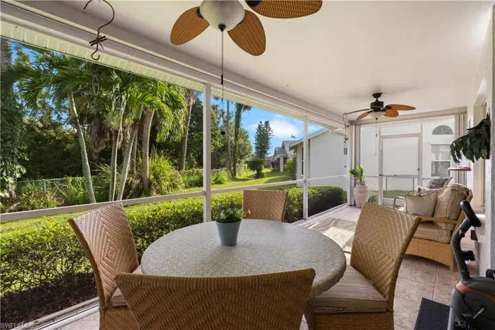 Sunroom with ceiling fan