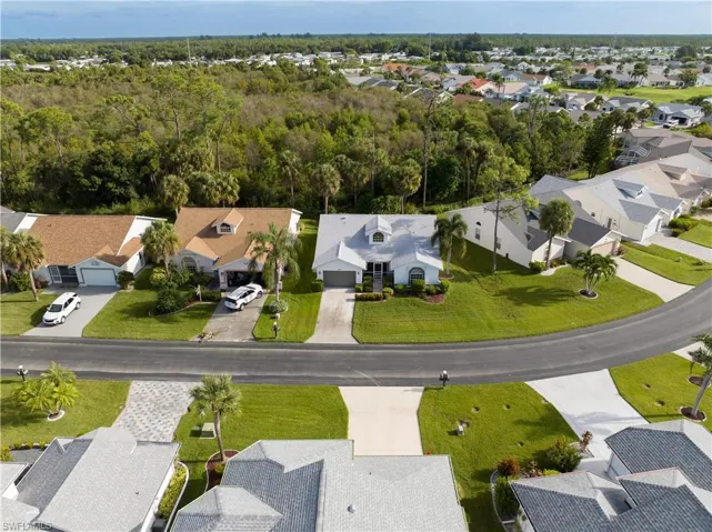 Birds eye view of property