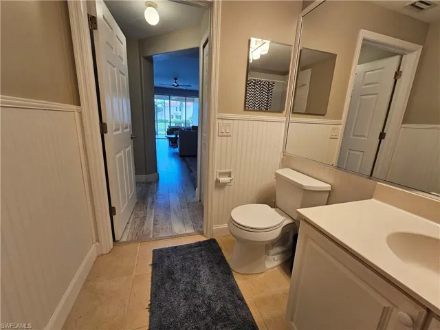 1380  Tiffany  LN, Naples, FL 34105