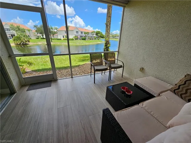 1380  Tiffany  LN, Naples, FL 34105