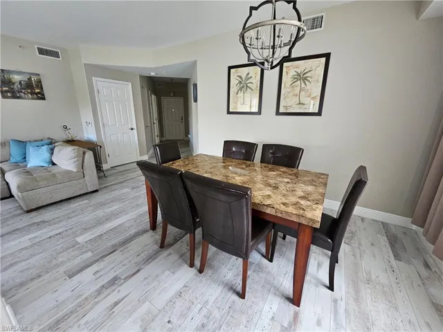 1380  Tiffany  LN, Naples, FL 34105