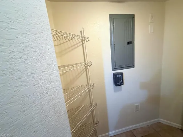 4135  Residence  DR, Fort Myers, FL 33901