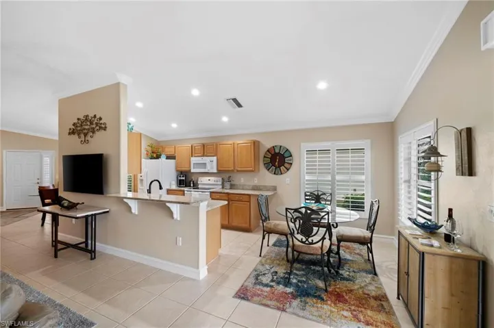 2535 Belleville CT, CAPE CORAL FL 33991