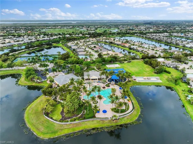 2535 Belleville CT, CAPE CORAL FL 33991