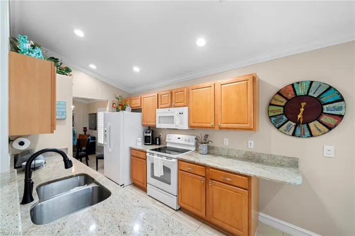2535 Belleville CT, CAPE CORAL FL 33991