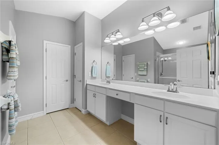 2535 Belleville CT, CAPE CORAL FL 33991