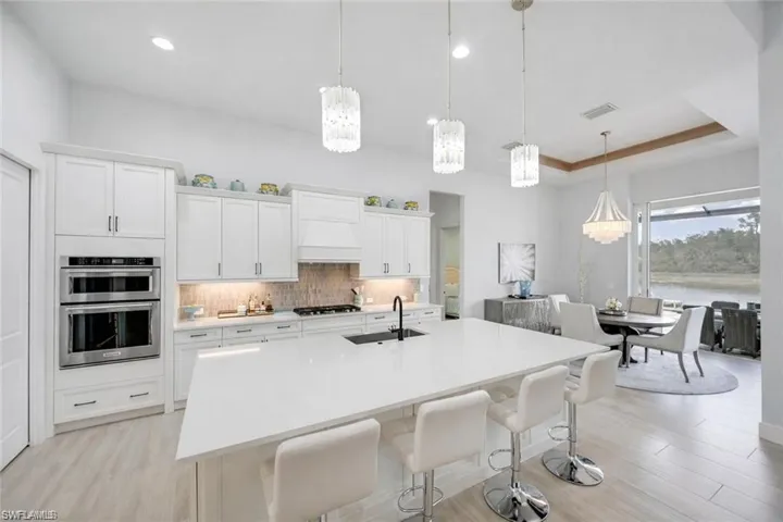 14338 Laguna Springs Ln, Naples, Florida 34114