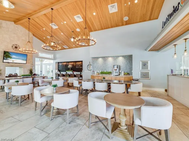 14338 Laguna Springs Ln, Naples, Florida 34114