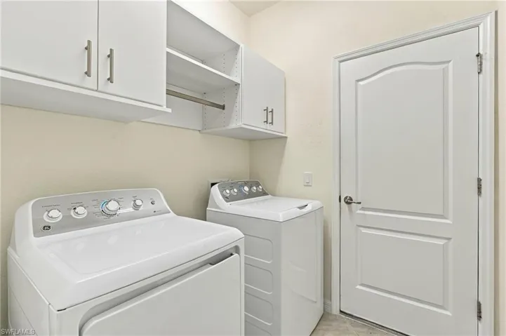 2218 Cara Cara Way, Naples, Florida 34120