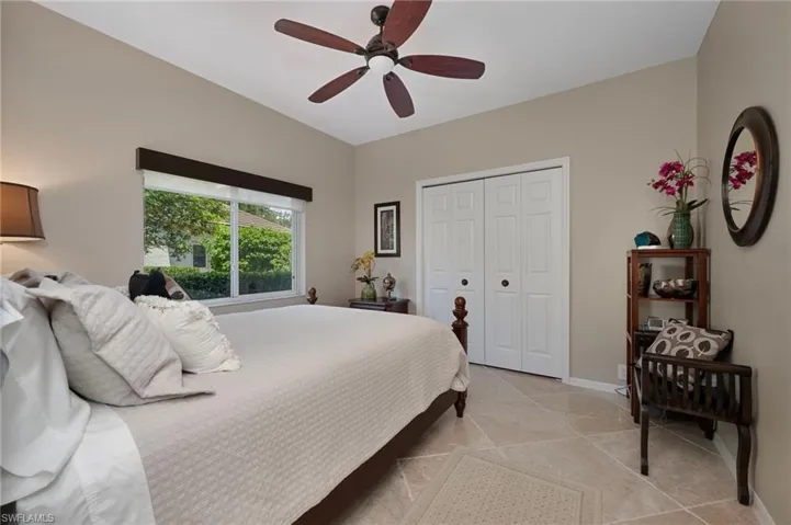 Guest bedroom