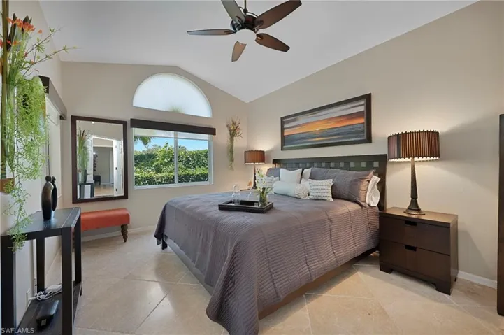 Guest bedroom