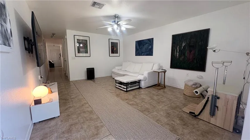 9064  Gervais  CIR, Naples, FL 34120
