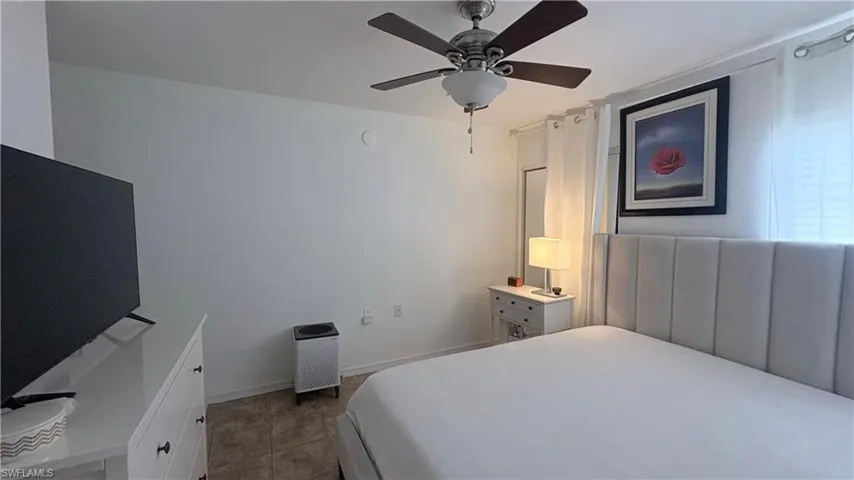 9064  Gervais  CIR, Naples, FL 34120
