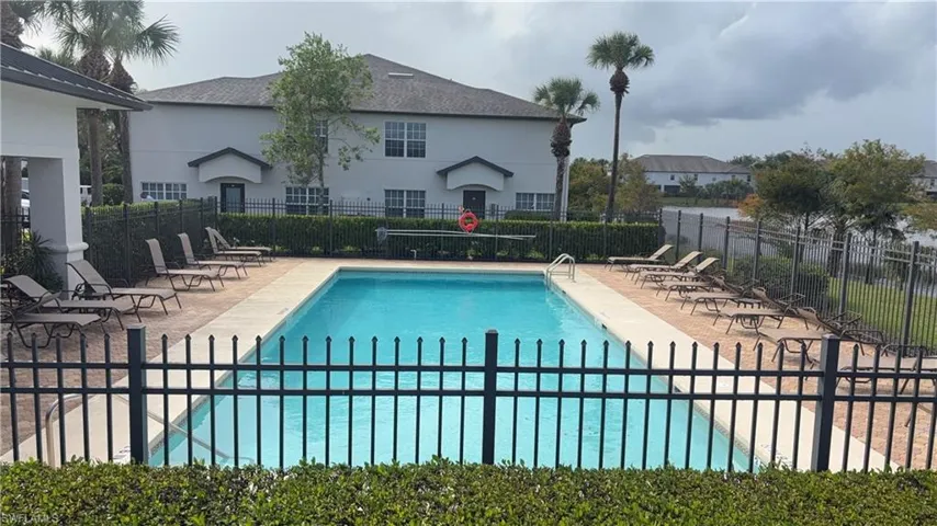 9064 Gervais Cir 105, Naples, Florida 34120