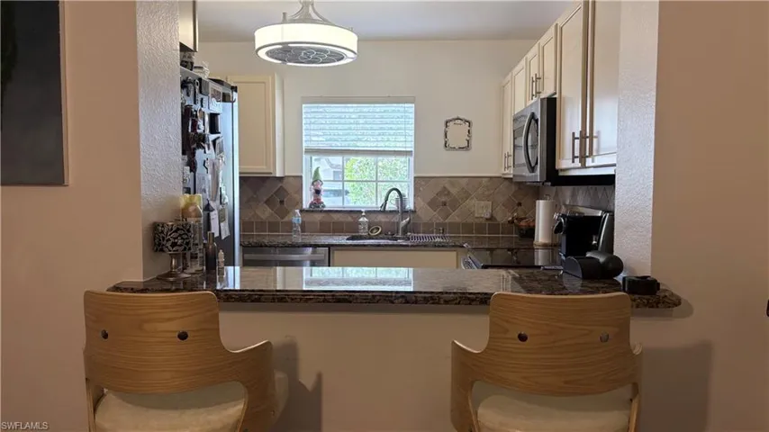 9064  Gervais  CIR, Naples, FL 34120
