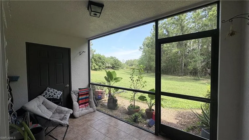 9064  Gervais  CIR, Naples, FL 34120