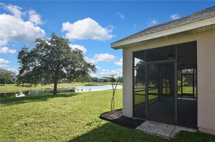 Enjoy relaxing or entertaining on your Lanai with this view to enjoy