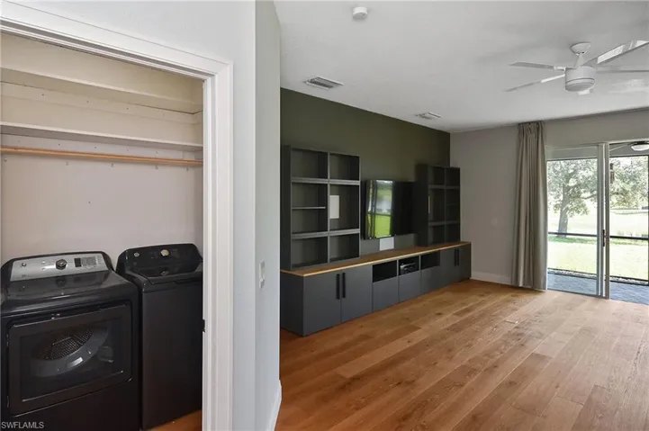 Conveniently located washer and Dryer