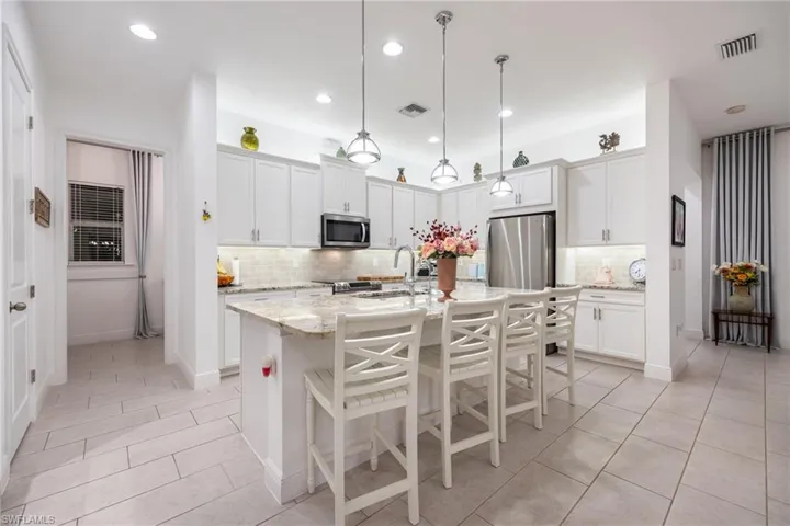 3620 Pilot Cir, Naples, Florida 34120