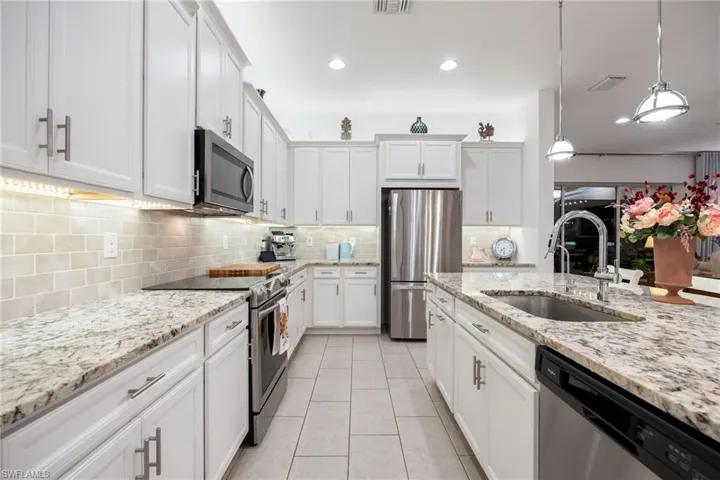 3620 Pilot Cir, Naples, Florida 34120