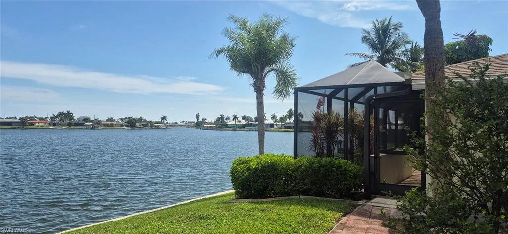 412 Cape Coral Pkwy W, Cape Coral, Florida 33914