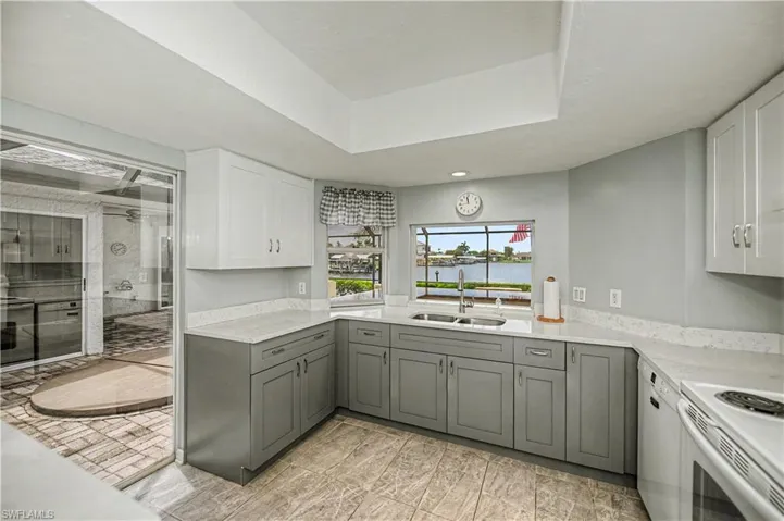 412 Cape Coral Pkwy W, Cape Coral, Florida 33914
