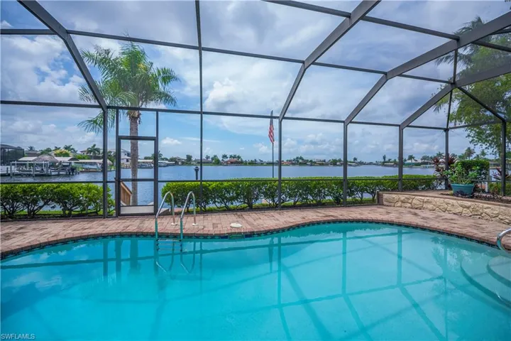 412 Cape Coral Pkwy W, Cape Coral, Florida 33914