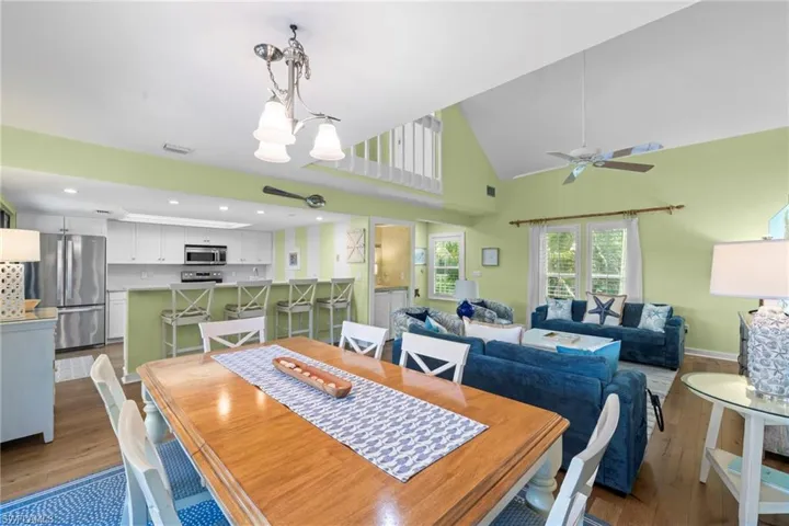 33 Urchin Ct, Captiva, Florida 33924