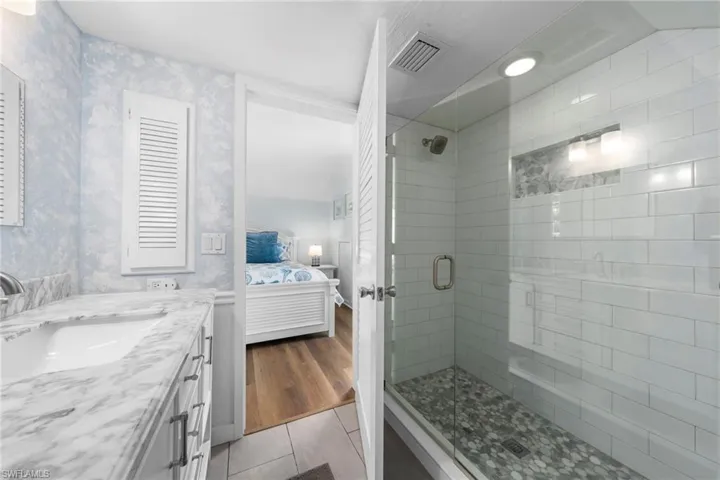 33 Urchin Ct, Captiva, Florida 33924