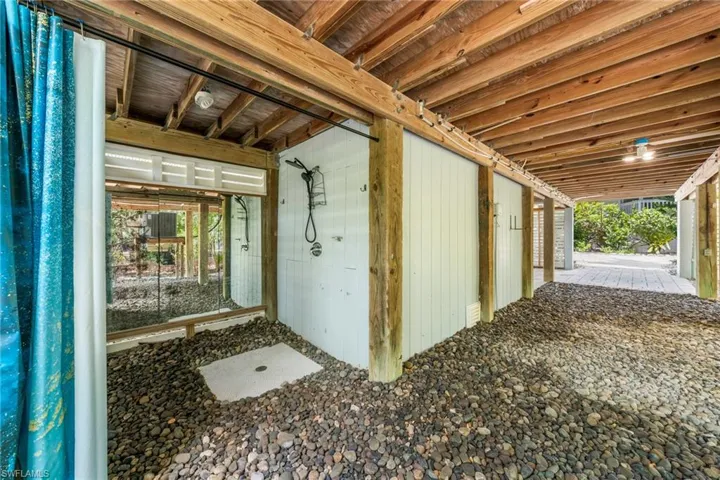 33 Urchin Ct, Captiva, Florida 33924