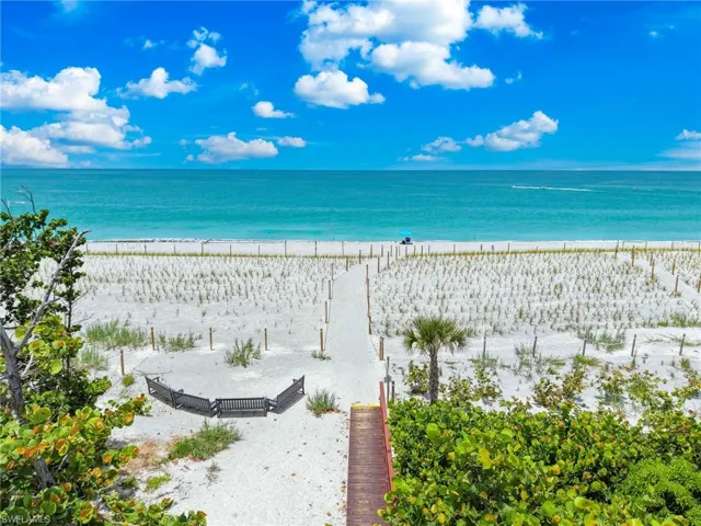 33 Urchin Ct, Captiva, Florida 33924