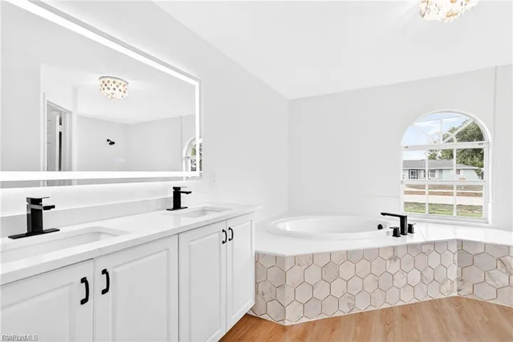 920 E Archer Pkwy, Cape Coral, Florida 33904