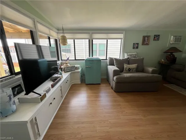 9218  Bonita  DR, North Fort Myers, FL 33903